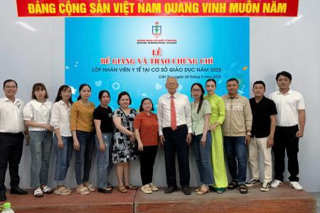 LỄ BẾ GIẢNG LỚP NHÂN VIÊN Y TẾ – TRƯỜNG QUỐC TẾ MEKONG